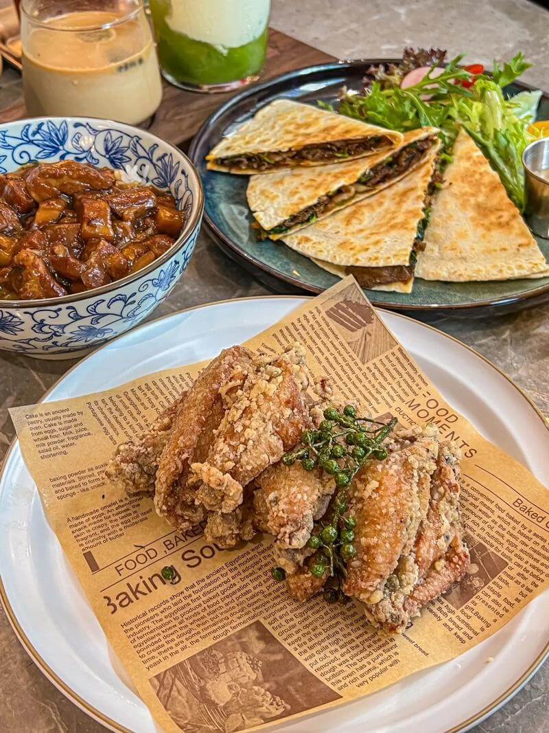 small lunch boxes for adults